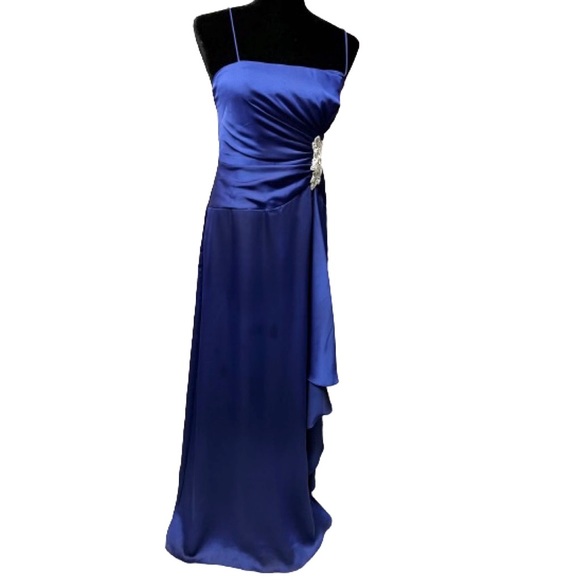 DJ Nights by Laura Ryner Full Length Formal Prom Dress - Picture 1 of 7